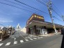 いなげや福生銀座店 34m